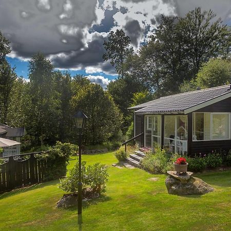 Very Nice Cottage By The Lake. Lursjoen! Hastveda Bagian luar foto
