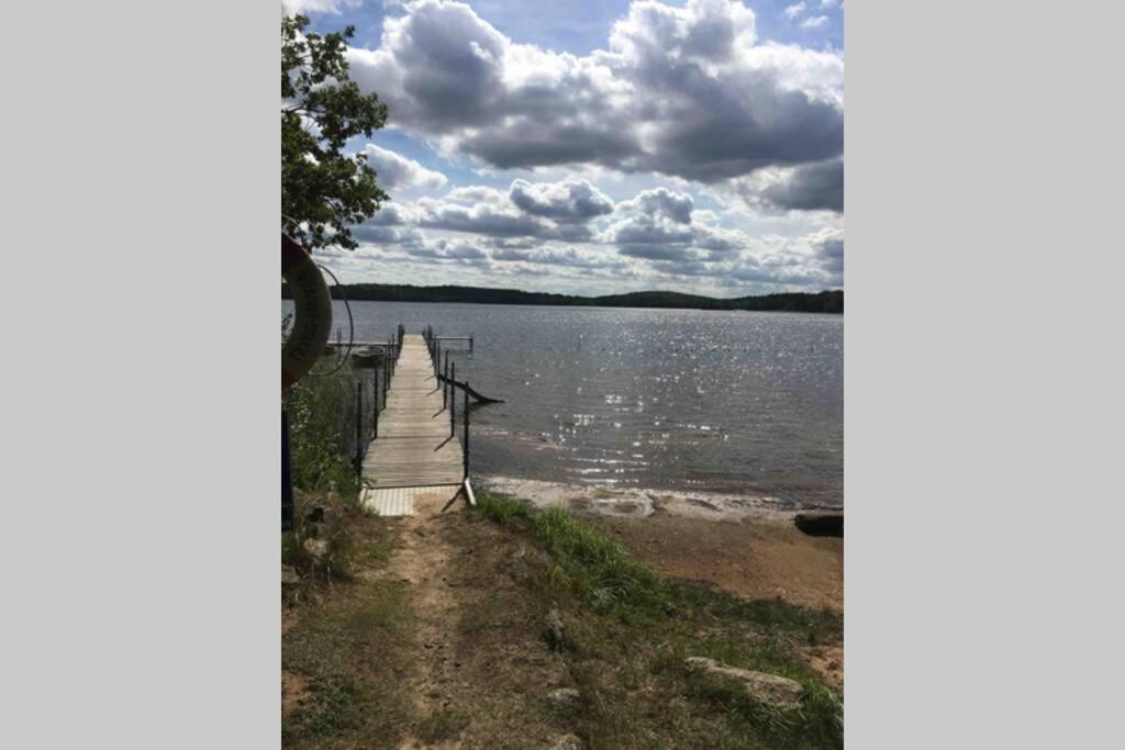 Very Nice Cottage By The Lake. Lursjoen! Hastveda Bagian luar foto