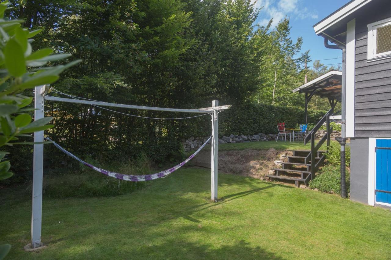Very Nice Cottage By The Lake. Lursjoen! Hastveda Bagian luar foto